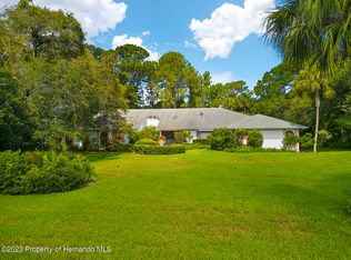 6049 Patricia Pl, Weeki Wachee, FL 34607