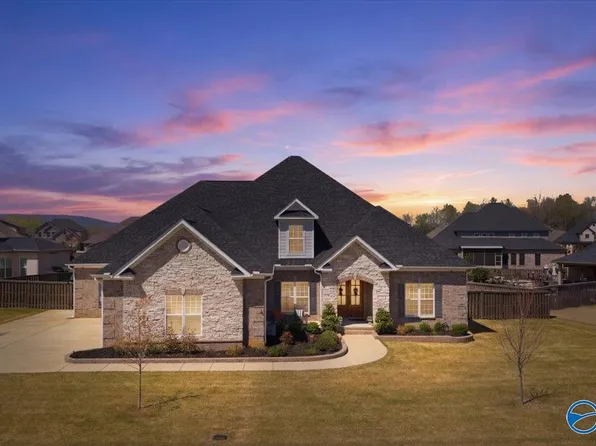 8004 Farm Meadow Dr SE, Owens X Rds, AL 35763