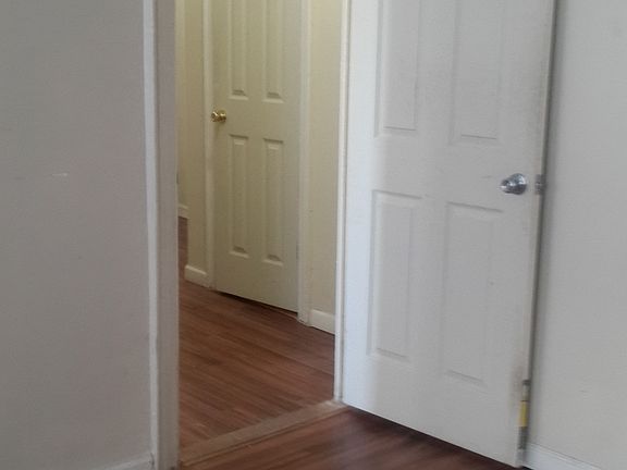 3rd image of 22 Lefferts Ave