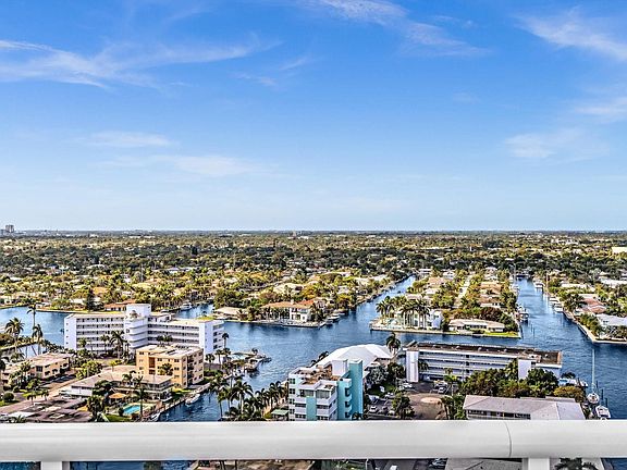 5th image of 2841 N Ocean Boulevard #1404