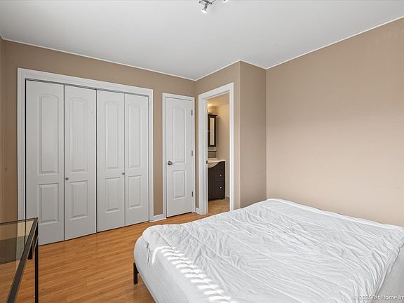 4th image of 8510 W Catherine Ave Unit 3S