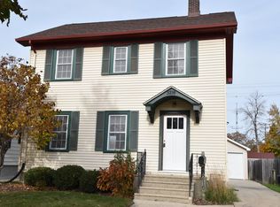 3216 75th St, Kenosha, WI 53142