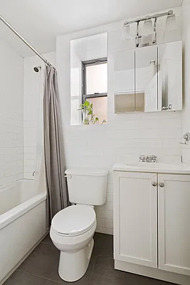 Rented by Compass | media 17