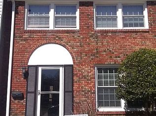 1758 Whitfield Ct, Crofton, MD 21114