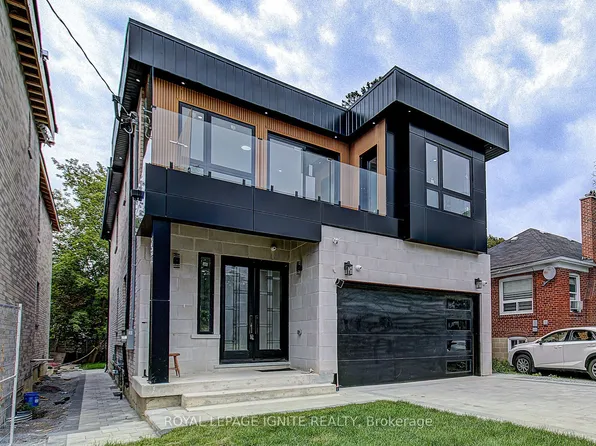 6 McCowan Rd, Toronto, ON M1M 3L8