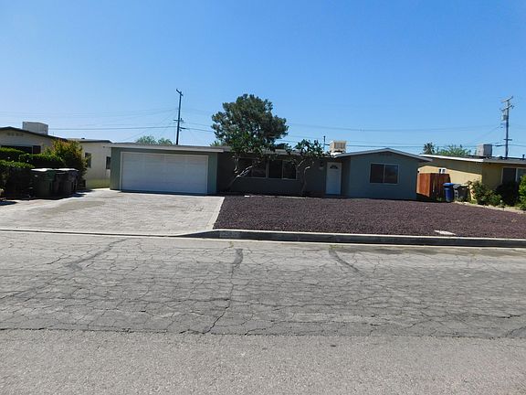 2nd image of 2144 E Sweetbrier St