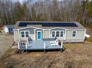 112 Raccoon Cove Road, Lamoine, ME 04605