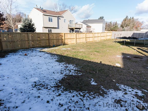 2nd image of 610 Birch Run St