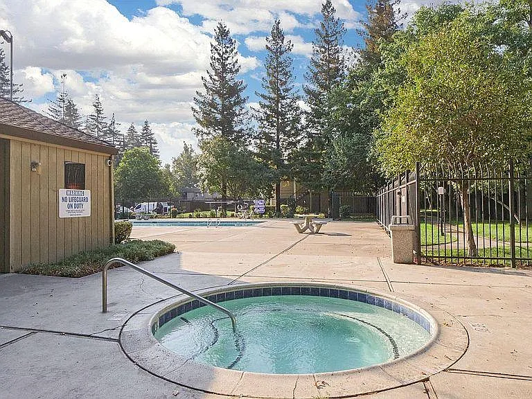 3591 Quail Lakes Dr #99 — Photo 6