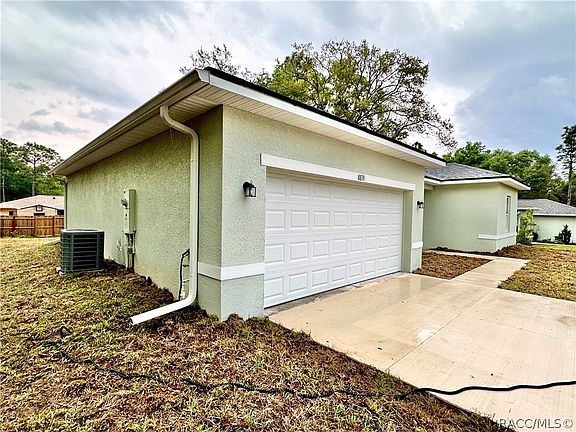 3rd image of 8831 N Tempest Dr
