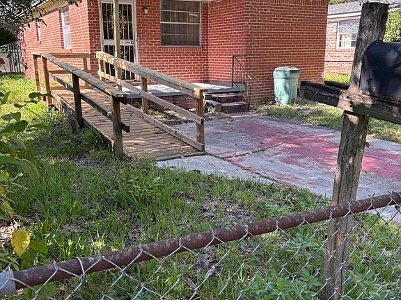 5th image of 2081 BALDWIN Street