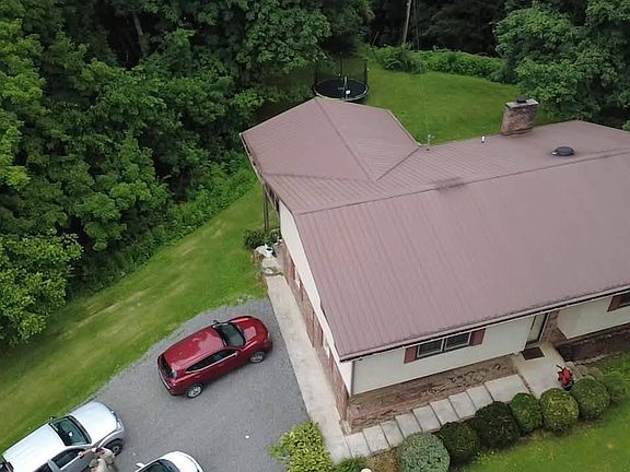 3rd image of 285 Noahs Ridge Rd