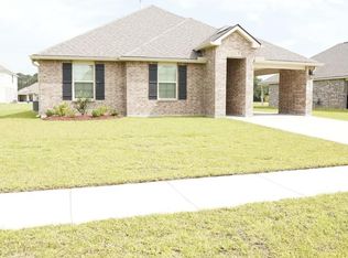 5382 Greenridge Ln, Zachary, LA 70791
