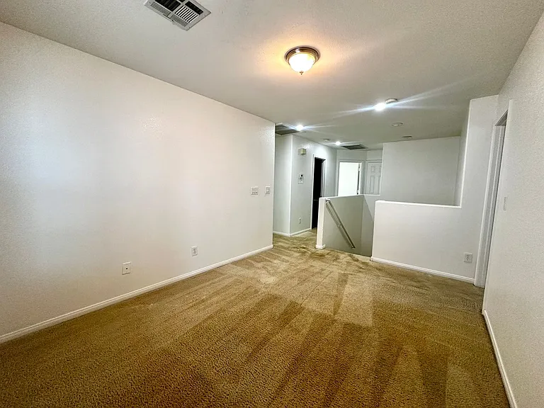 560 Playa Linda Pl — Photo 9