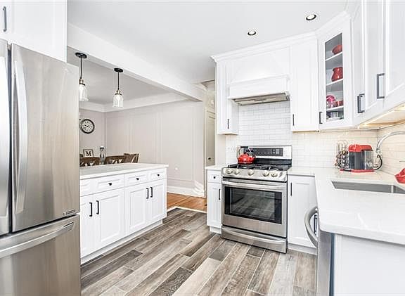 3rd image of 4301 Napier Ave
