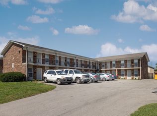 4806 Saddlebrook Ln, Louisville, KY 40216