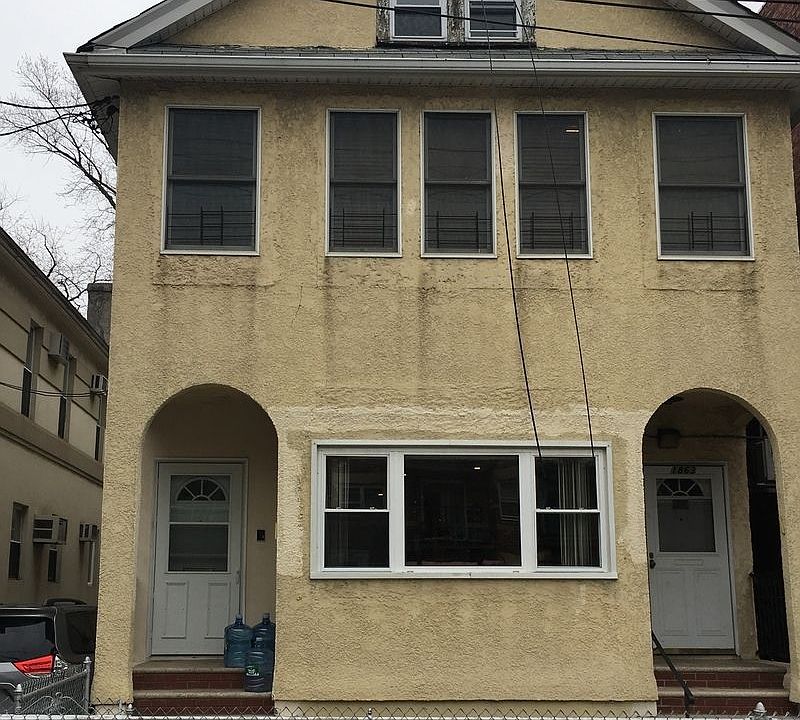 1st image of 1863 E 13th St