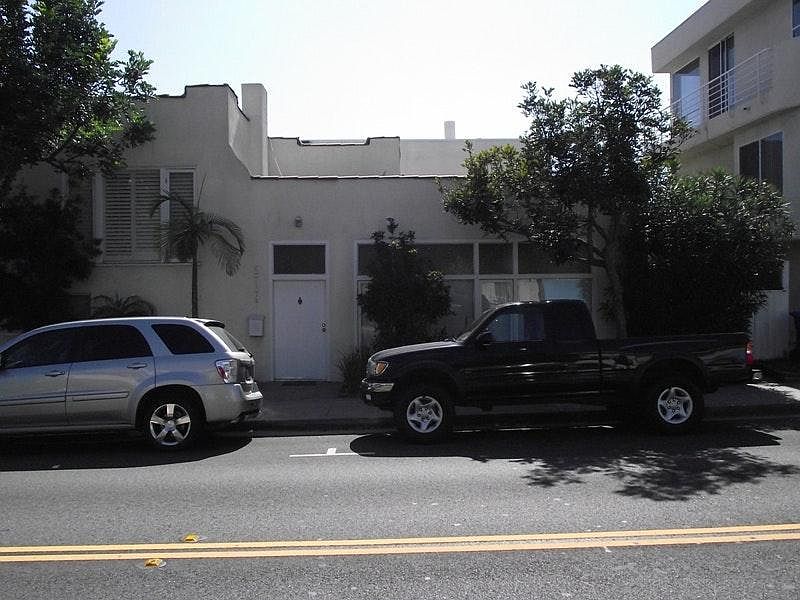 1st image of 2709 Highland Ave