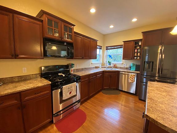 5th image of 2505 College Park Dr
