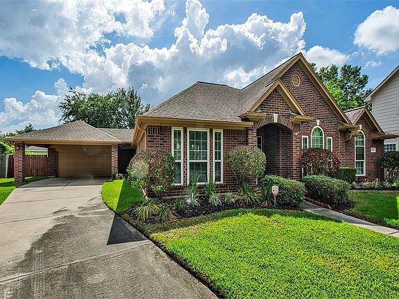 3rd image of 14410 Gadshill Cir