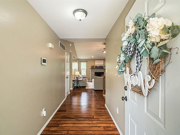 5th image of 354 Vermillion Dr