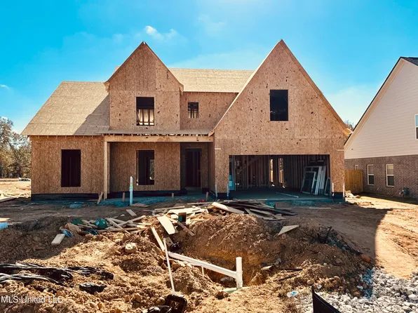 10257 April Springs Dr, Olive Branch, MS 38654