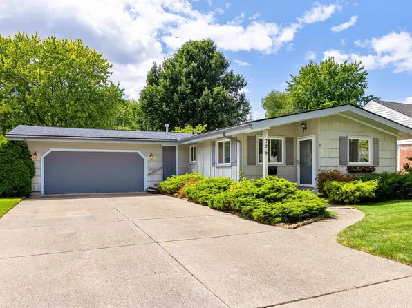 725 Huntington St, Mount Clemens, MI 48043