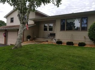 1107 Wexford Dr, Waunakee, WI 53597