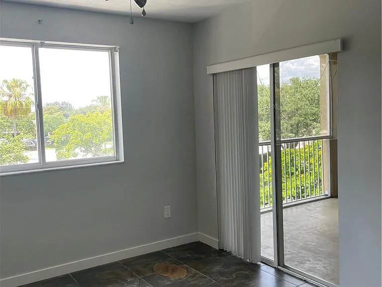 2640 S University Dr #319 — Photo 12