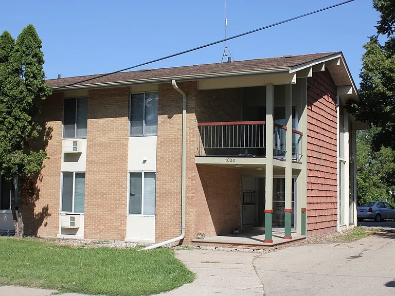 1020vine — Photo 6