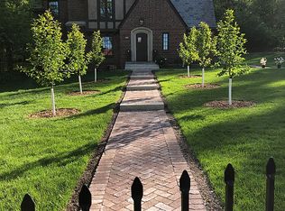 455 N Hawthorne Rd, Duluth, MN 55812