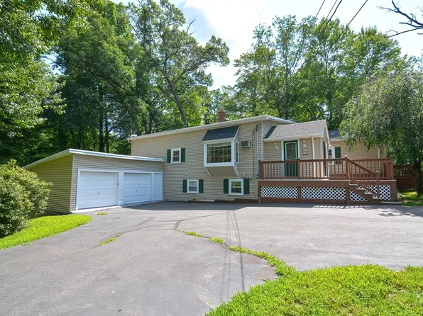 138 Riverlin St, Millbury, MA 01527