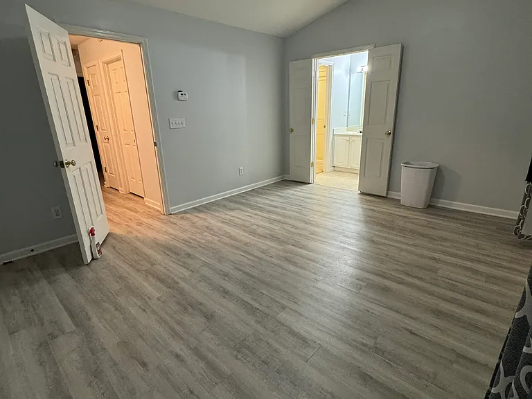 3975 Howell Park Rd — Photo 8