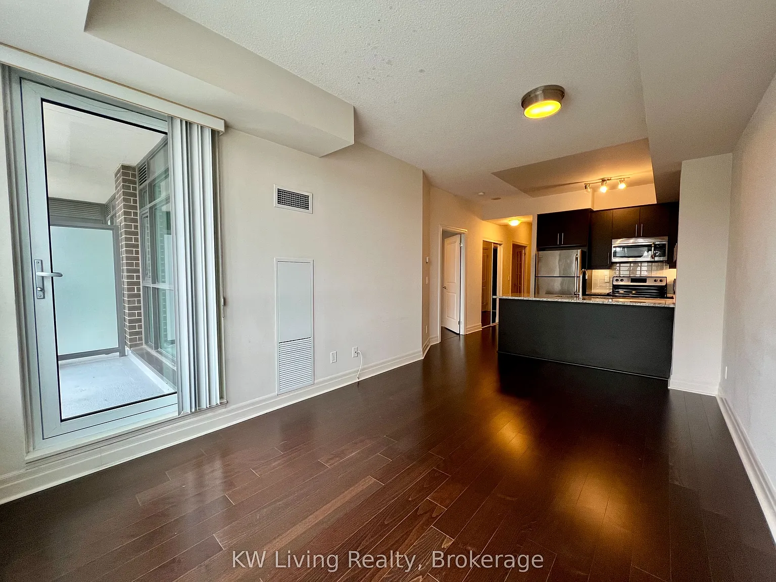 Susan Condos — Photo 4