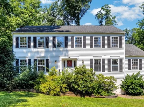 40 Mooney Rd, Roxbury Twp., NJ 07852