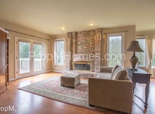 10478 SW Mount Adams Dr, Beaverton, OR 97007