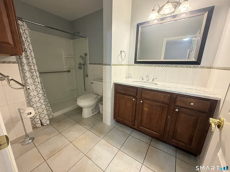 1460 Elm St #330 — Photo 11