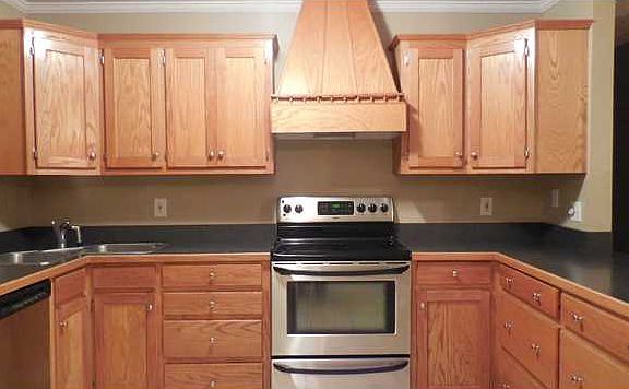 4th image of 110 Fairlane Dr