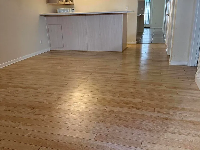 917 NE 16th Ave #1 — Photo 4