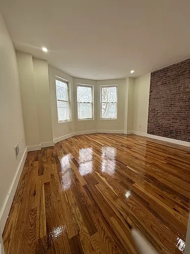 157 Milford Ave #1 Photo 1