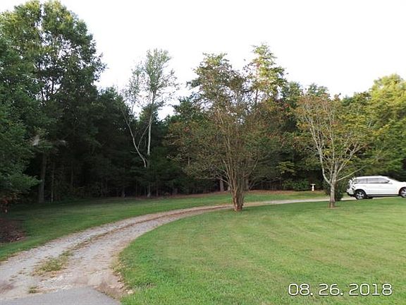 2nd image of 609 N Hildebran Ave