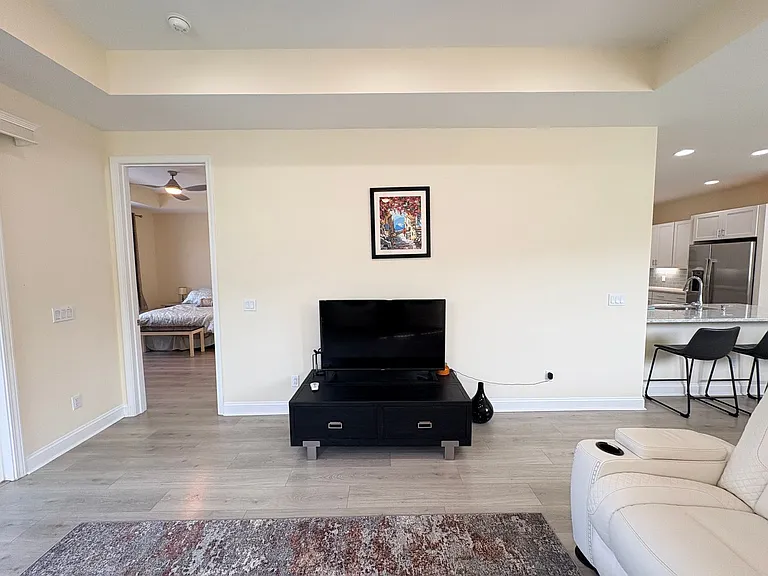 240 Margaritaville Ave S — Photo 31