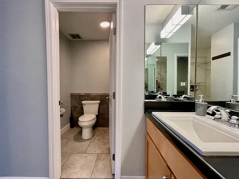 4147 Roanoke Rd #17 — Photo 12