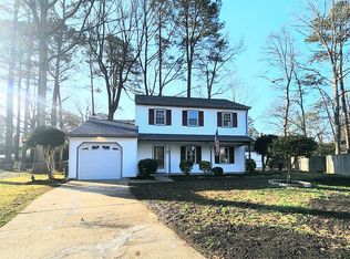 11 Liberty Cir, Newport News, VA 23602