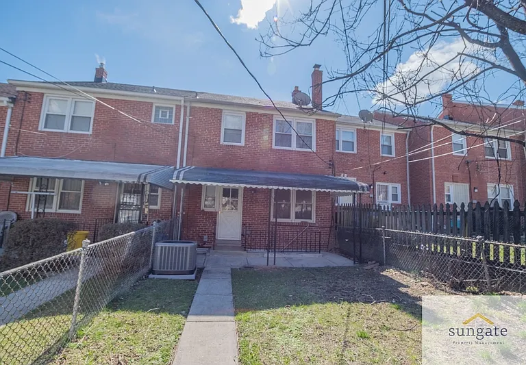 1444 Meridene Dr — Photo 41