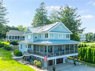 41 Conanicut Rd, Narragansett, RI 02882