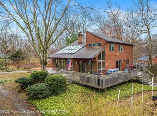 4 Tulip Ln, Holmdel, NJ 07733