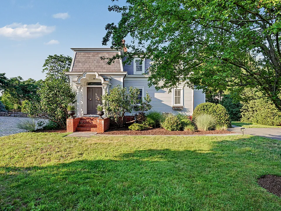 38 W Morgan Ave