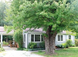 2119 Somerset Dr, Hendersonville, NC 28791