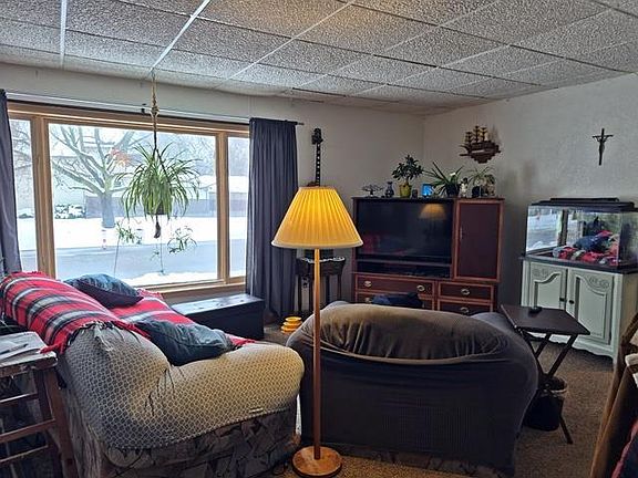 3rd image of 500 West 5TH STREET